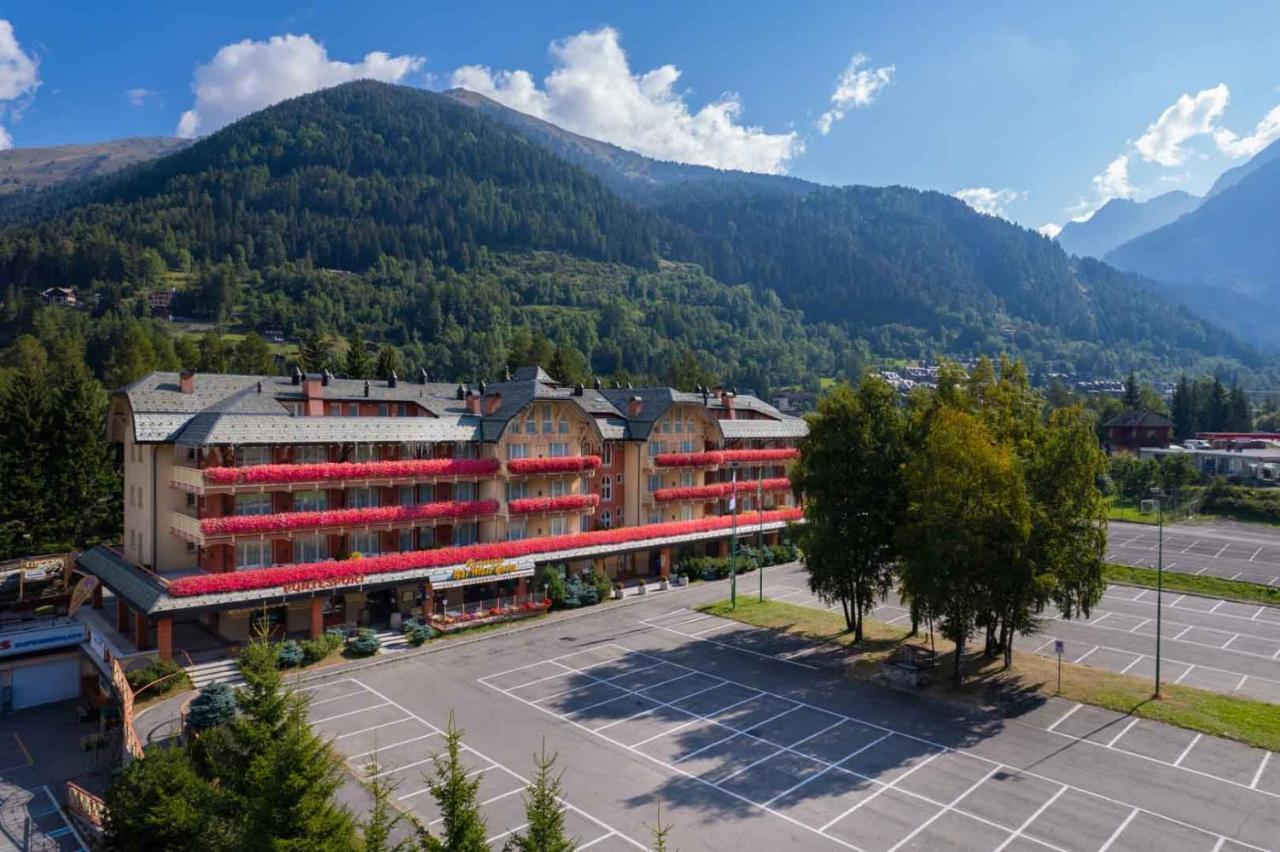 Residence Club Ponte Di Legno Extérieur photo